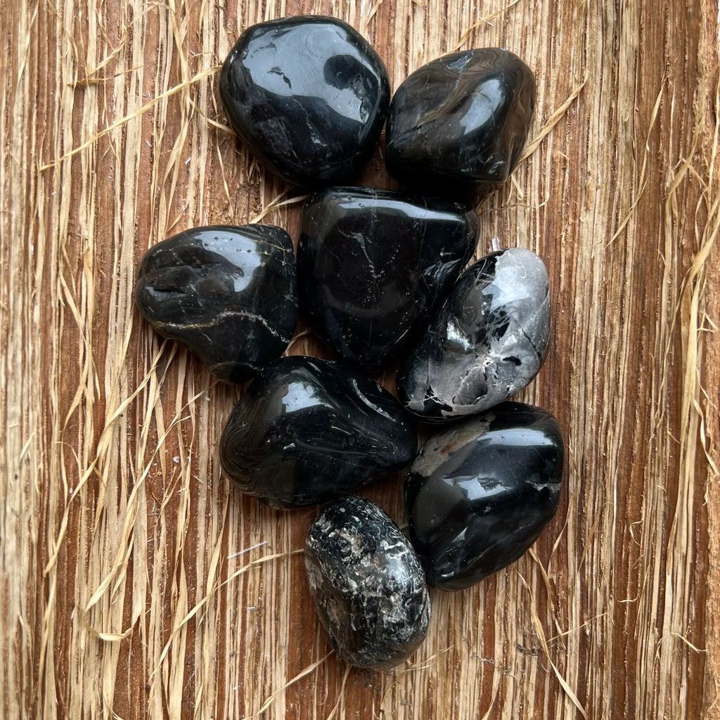 Onix negru, piatra chakrei rădăcină. Minerale unice, DRUZY.ro