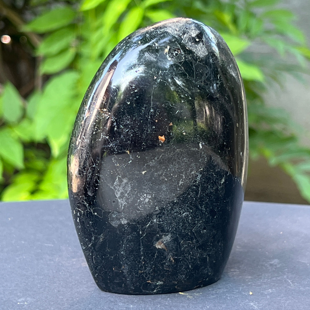 Turmalina neagra structura forma libera m1, pietre semipretioase - druzy.ro 3 