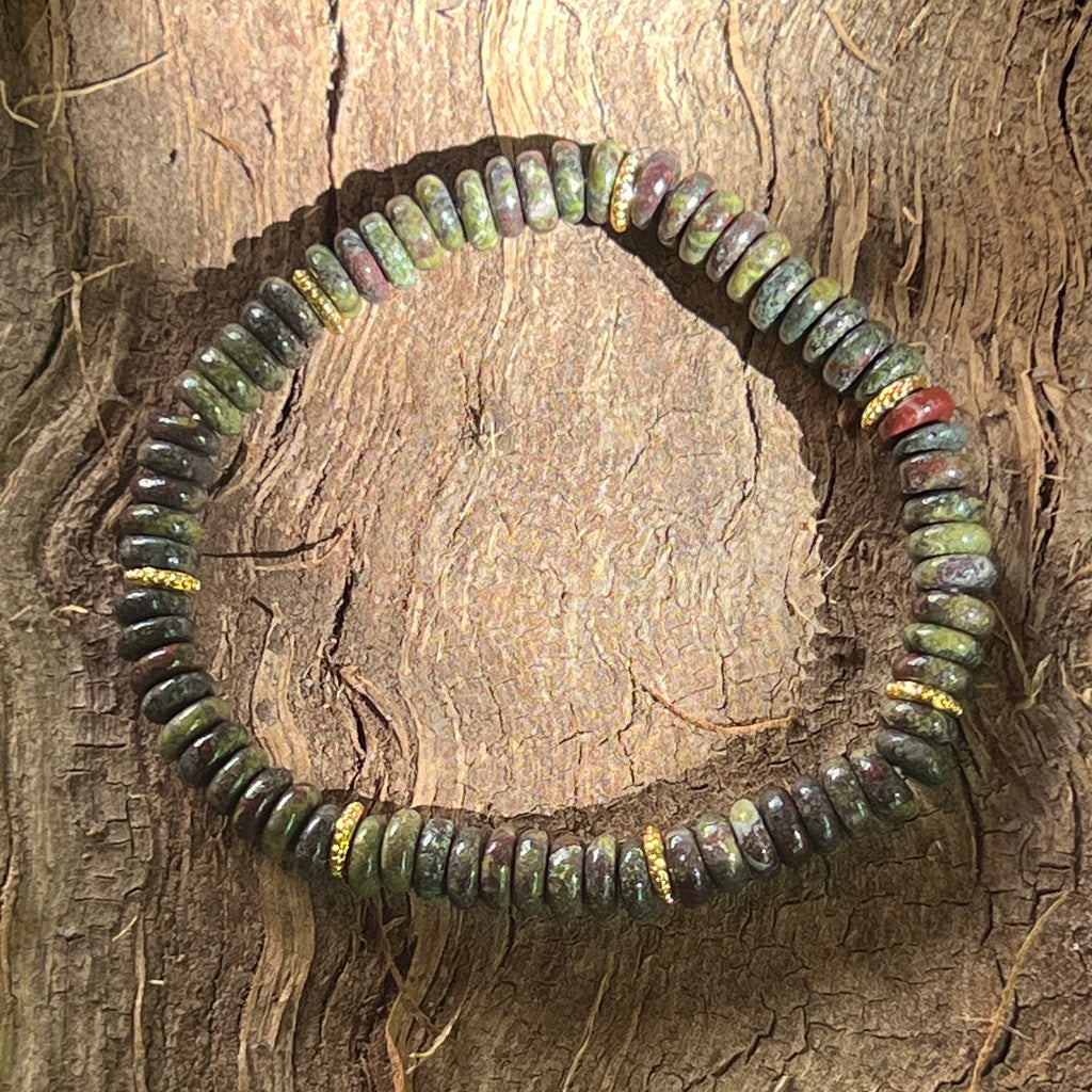 Bratara discuri sangele dragonului si insertii aurii – 6x2 mm, pietre semipretioase - druzy.ro 2 
