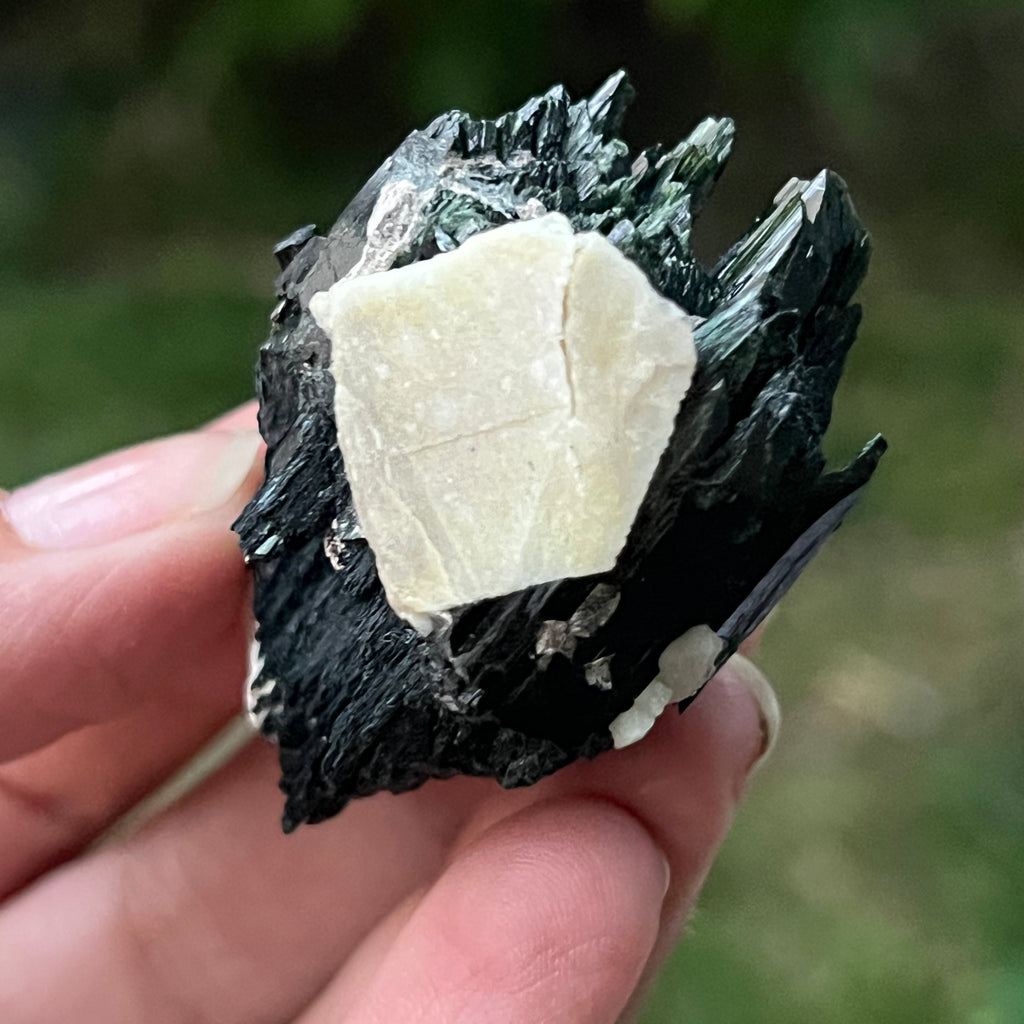 Cluster egirin mini cuart fumuriu/negru Zomba m8, pietre semipretioase - druzy.ro 11 