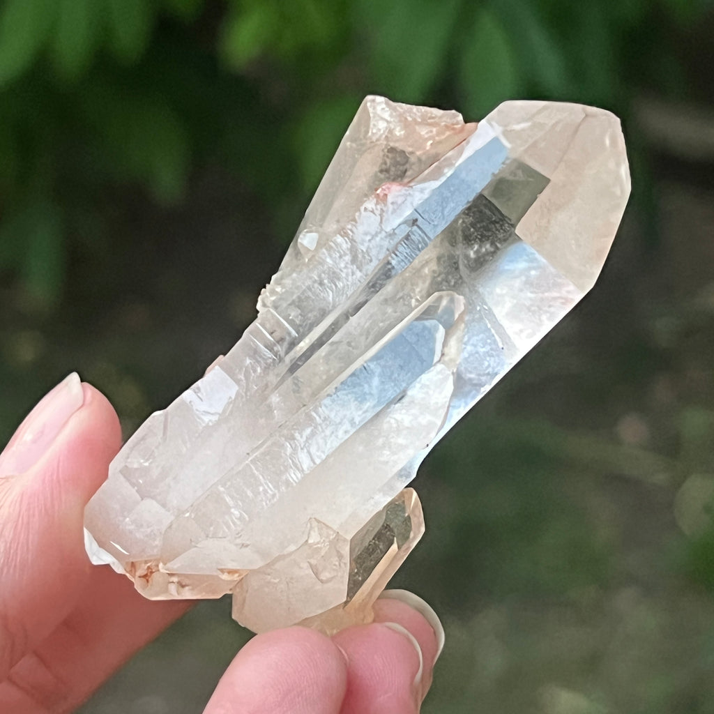 Cristal de cuarț cu incluziuni de goethit brun-portocaliu | Model 10, pietre semipretioase - druzy.ro 9 