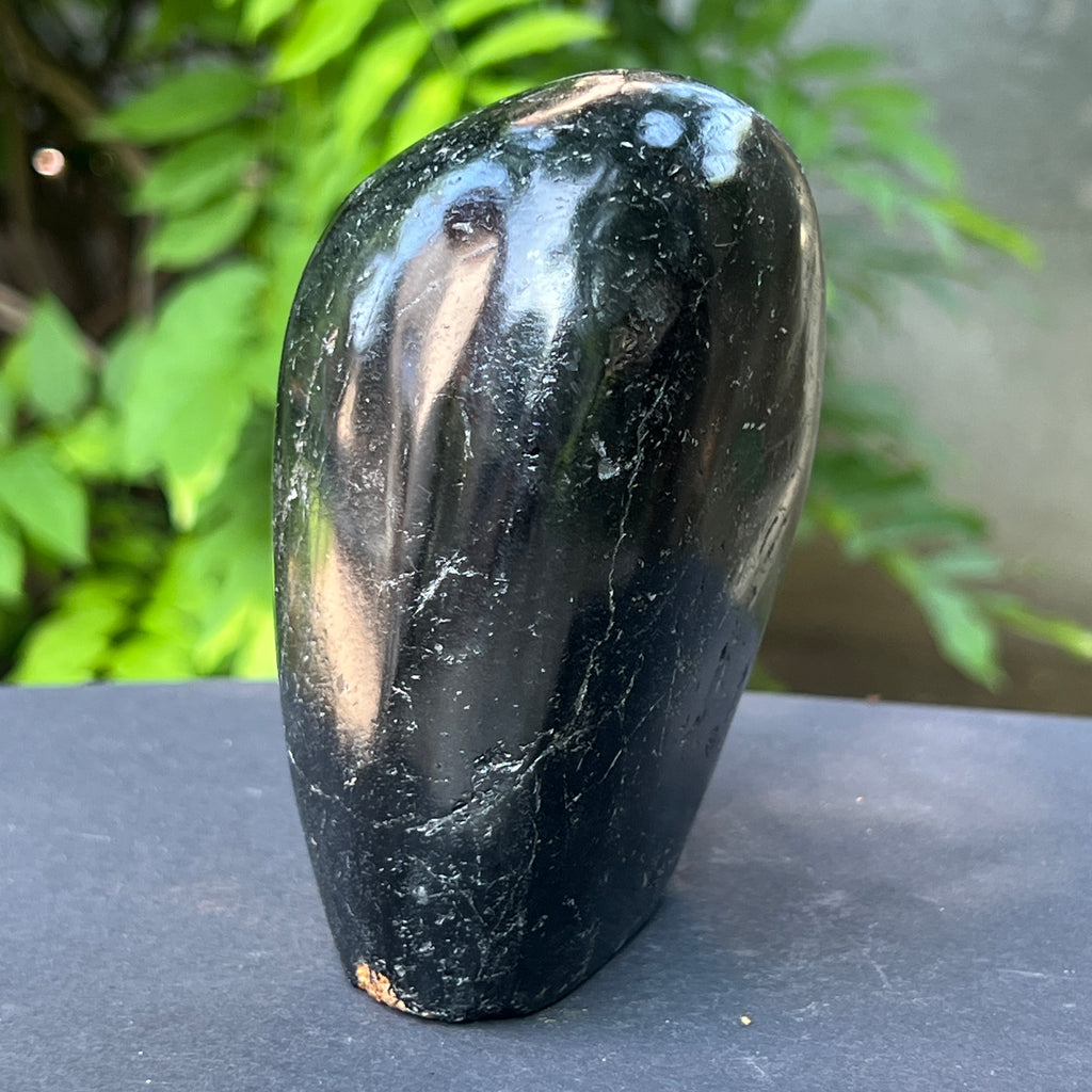 Turmalina neagra structura forma libera model 4A/1, pietre semipretioase - druzy.ro 3 