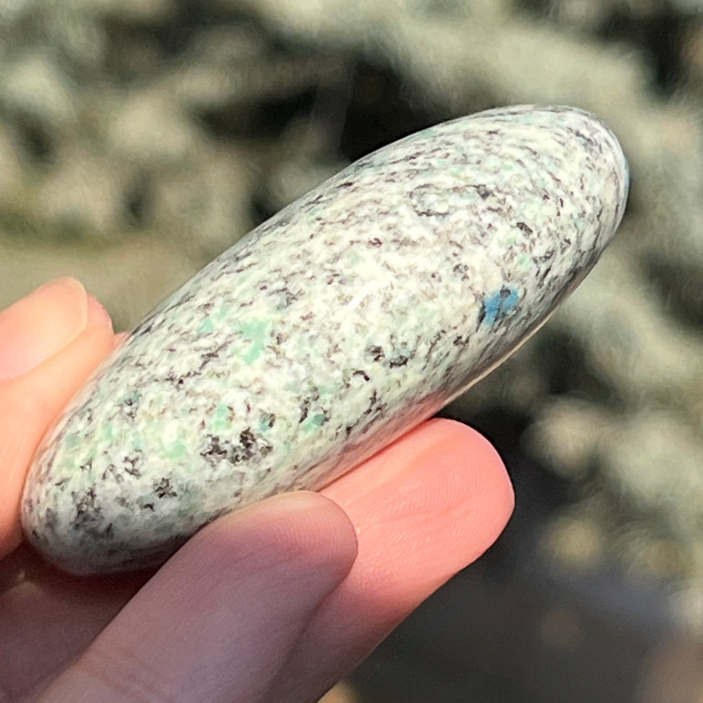 Palmstone K2 Granit cu azurit model 2, druzy.ro, cristale 4