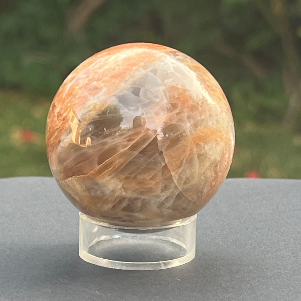 Piatra lunii somon piersica sfera m4, druzy.ro, cristale 1