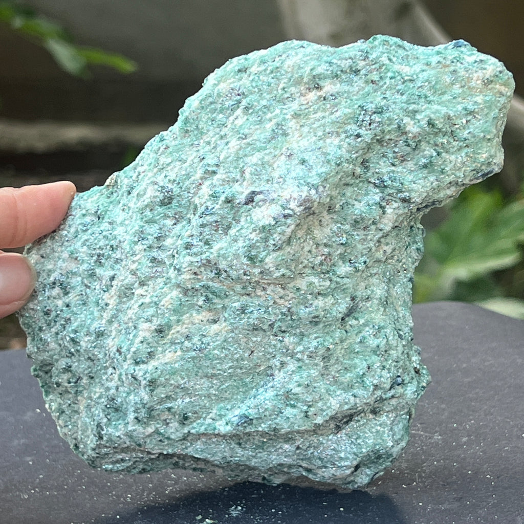 Kianit albastru (cianit) in fucsit piatra bruta | Model 14, pietre semipretioase - druzy.ro 4 