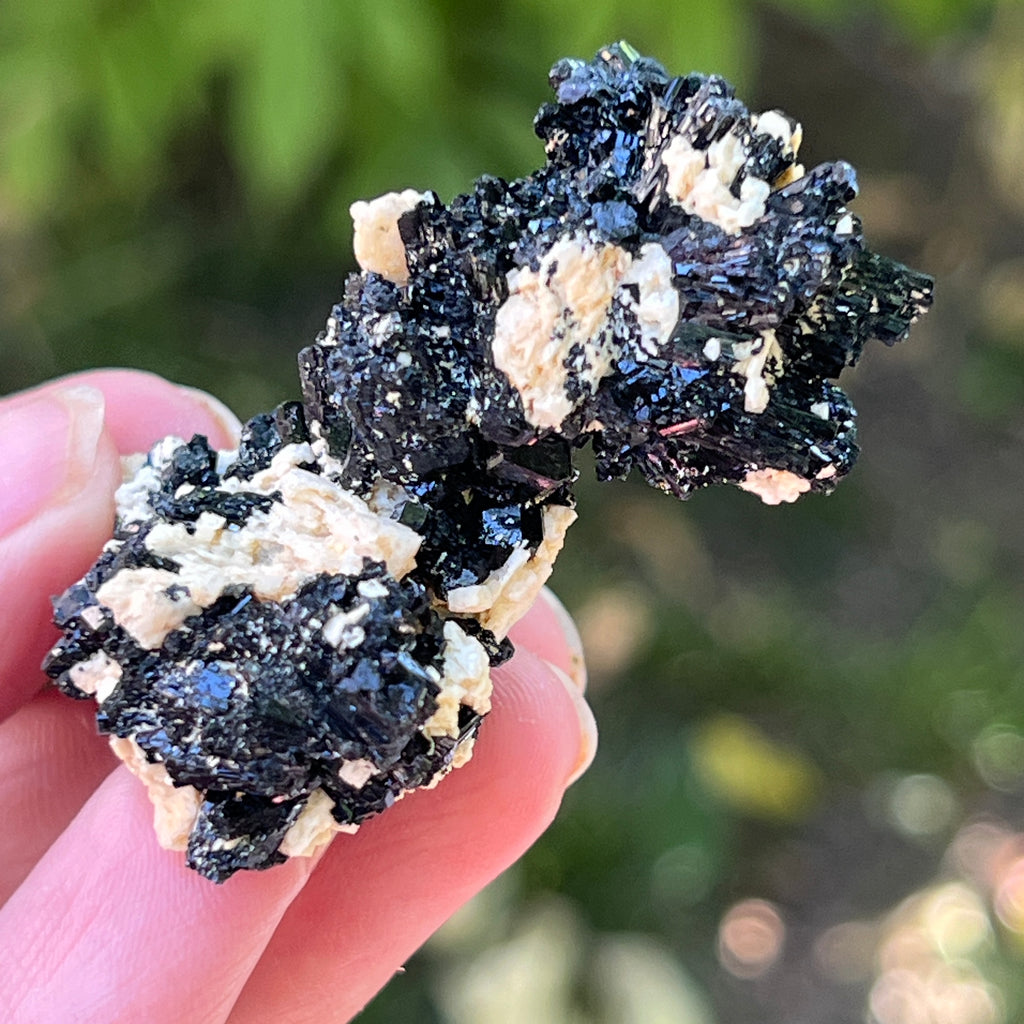 Cluster turmalina neagra model 18 din Erongo, Namibia, pietre semipretioase - druzy.ro 4 