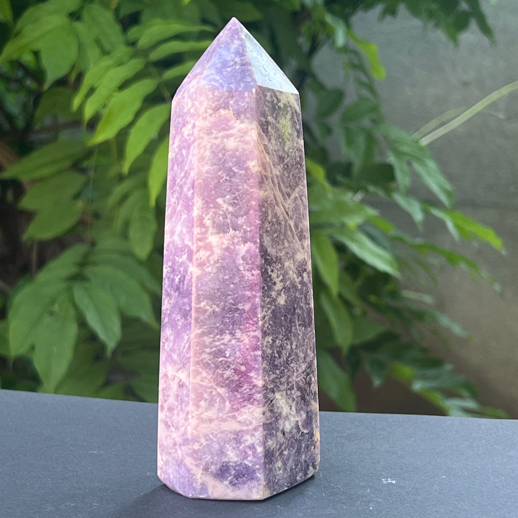 Obelisc lepidolit | Model L1, pietre semipretioase - druzy.ro 3 