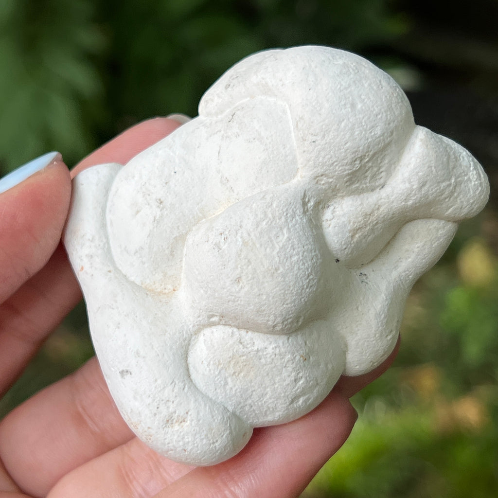 Piatra Zânelor – Menalit natural | Feminitate sacră & energia zeiței Venus | Model 6, pietre semipretioase - druzy.ro 2 