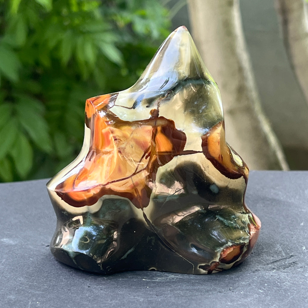 Sculptura jasp policrom forma flacara | Model 3, pietre semipretioase - druzy.ro 1 