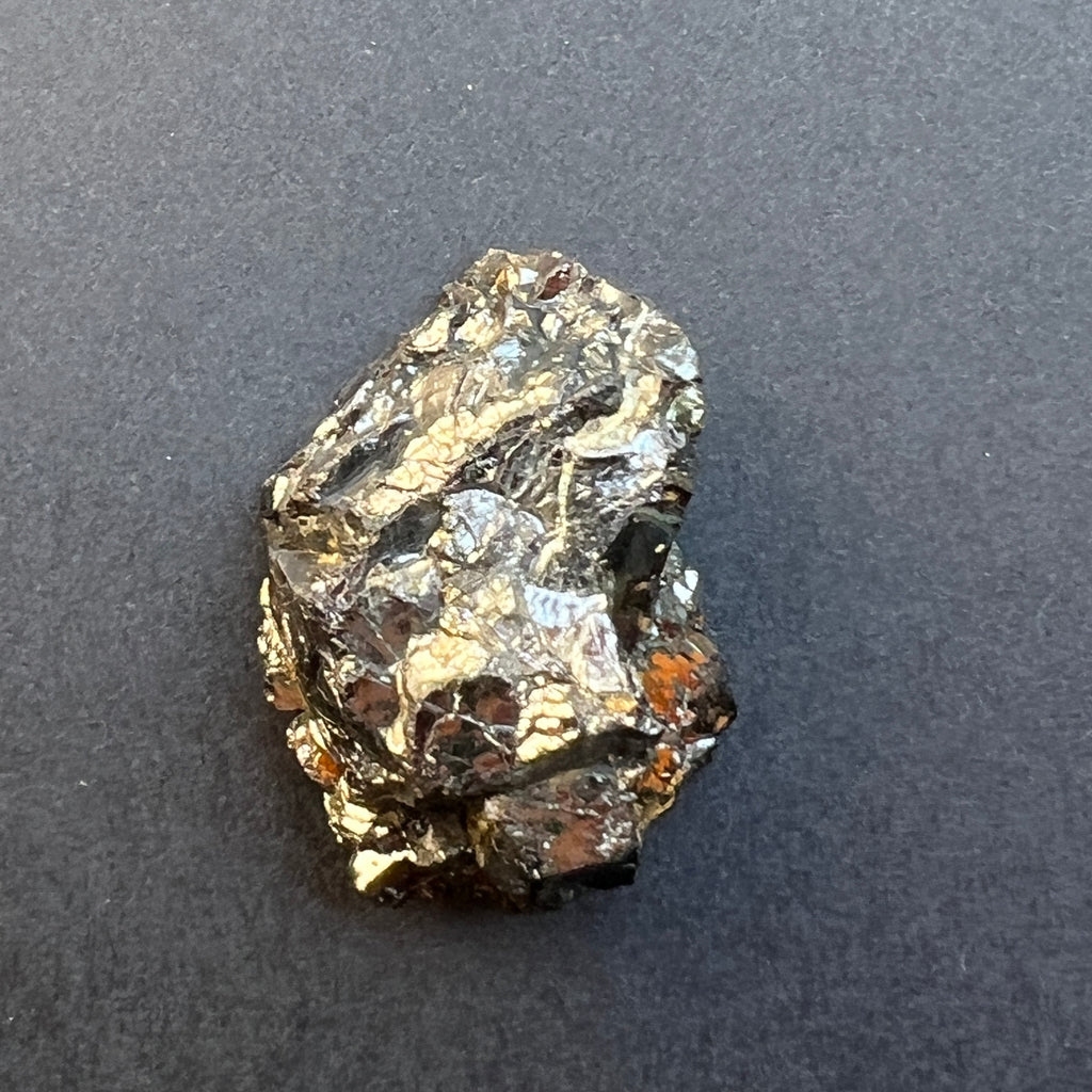 Shungit cristalizat Elite (Nobil) model 6, pietre semipretioase - druzy.ro 2 
