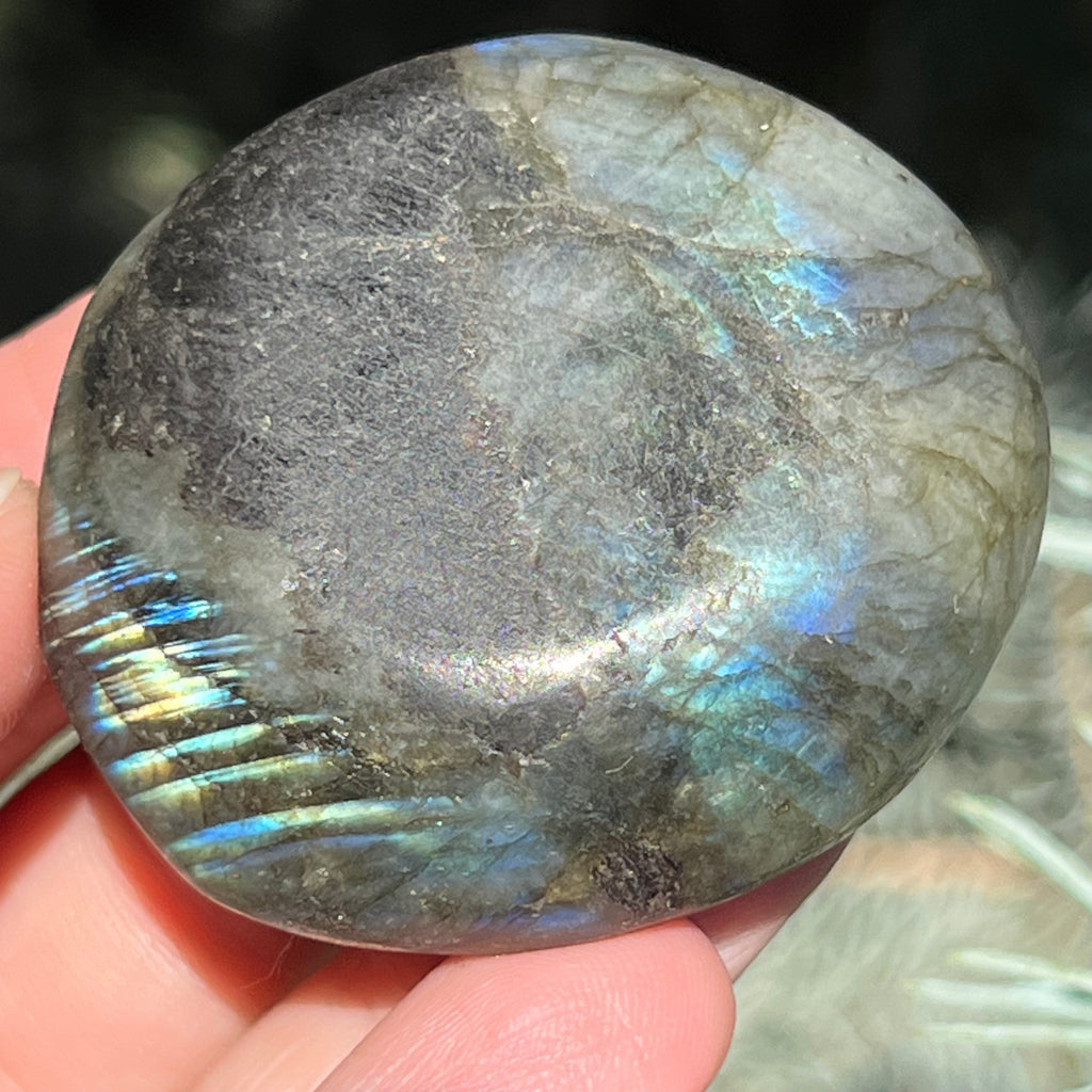 Labradorit palm stone m19, druzy.ro, cristale 4
