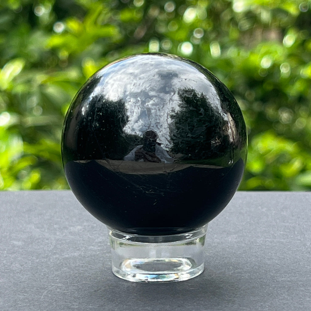 Sfera turmalina neagra din Madagascar, pietre semipretioase - druzy.ro 2 