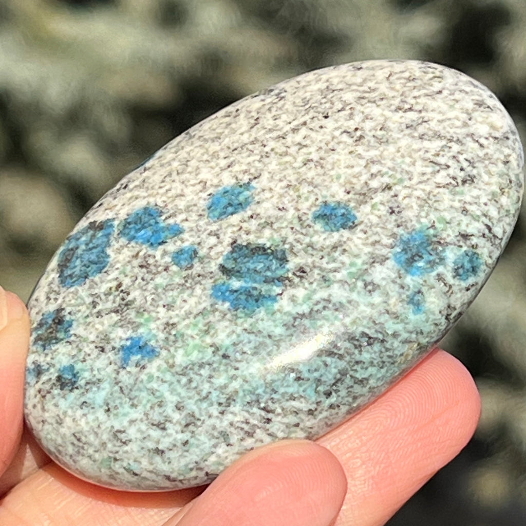 Palmstone K2 Granit cu azurit model 3, druzy.ro, cristale 1