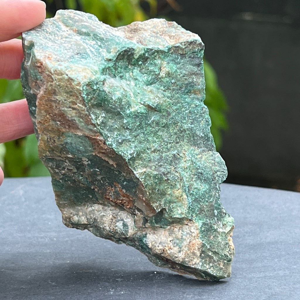 Jad verde piatra bruta 6A, pietre semipretioase - druzy.ro 1 