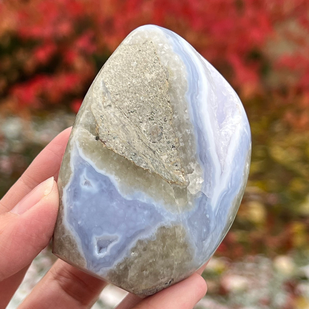 Calcedonie albastra / blue lace/ agat albastru structura forma libera model 2, druzy.ro, cristale 5