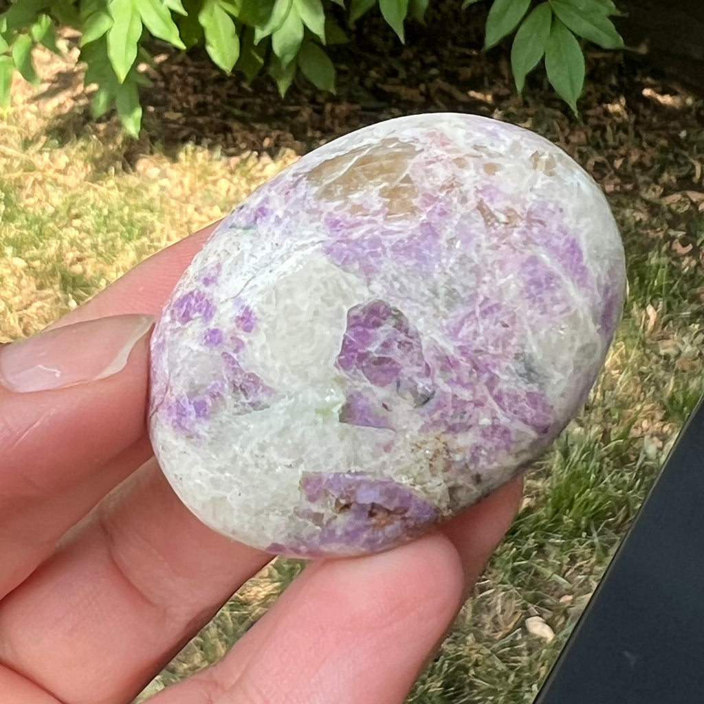 Hackmanit mov Uv reactive palmstone m5, druzy.ro, pietre semipretioase 2