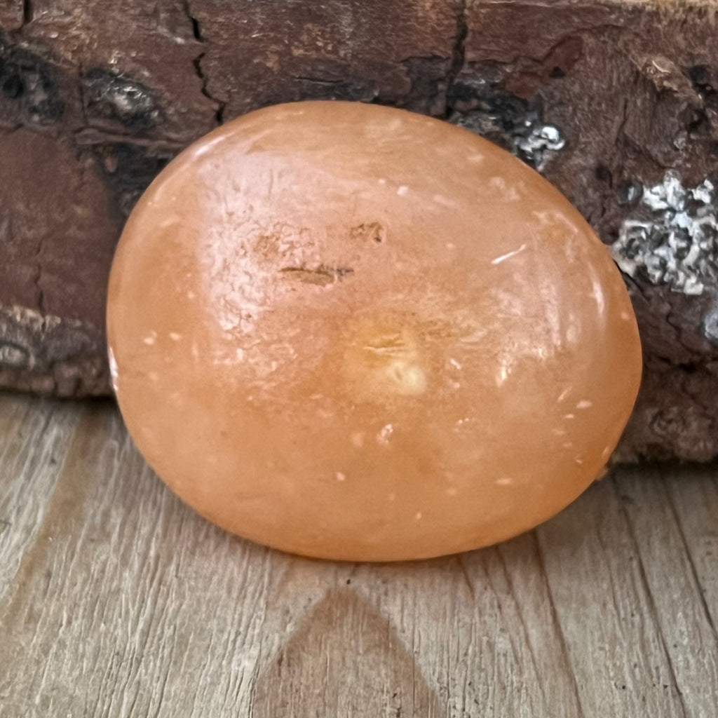 Calcit portocaliu palmstone model 3 (din Madagascar), druzy.ro, cristale 1
