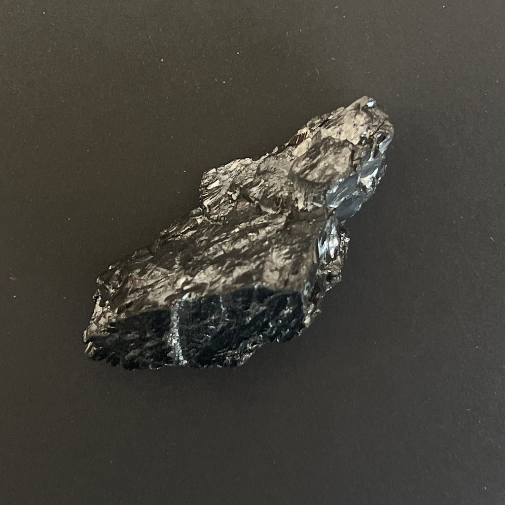 Shungit cristalizat Elite (Nobil) model 8, pietre semipretioase - druzy.ro 2 