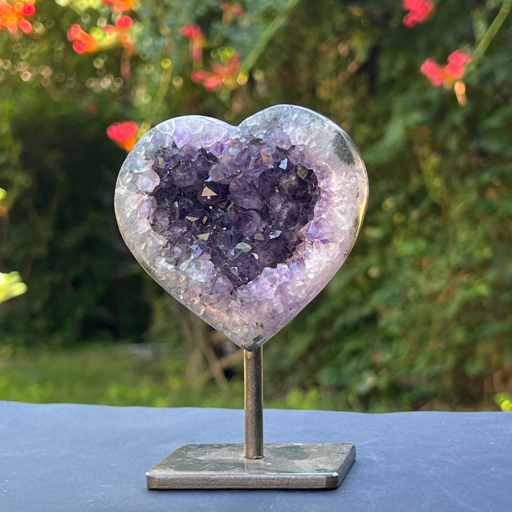 Inima ametist stand model 5, calitate +AAA, geoda ametist Urguay, pietre semipretioase - druzy.ro 1 