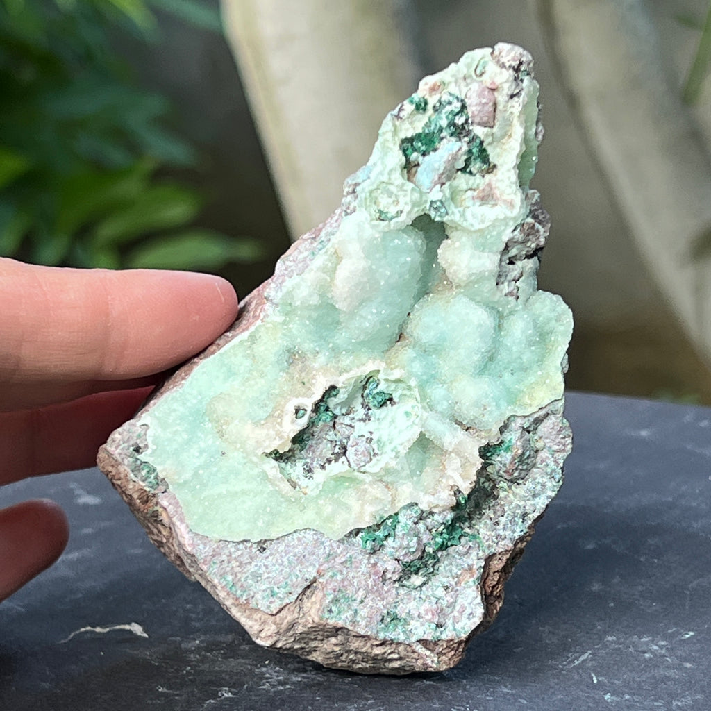 Cluster calcedonie cu crom albastru-verzuie din Zimbabwe | Model 1, pietre semipretioase - druzy.ro 1 