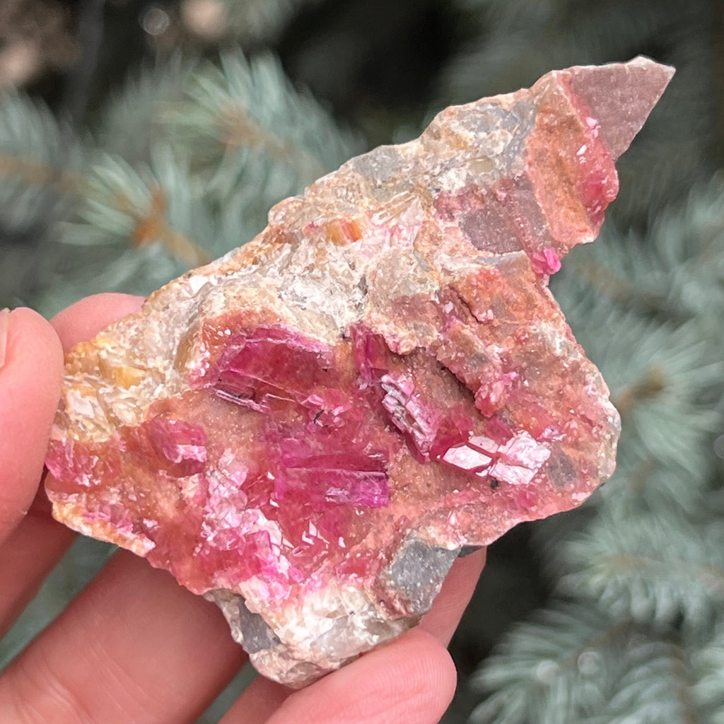 Dolomit roz Salrose piatra bruta m22, druzy.ro, cristale 1