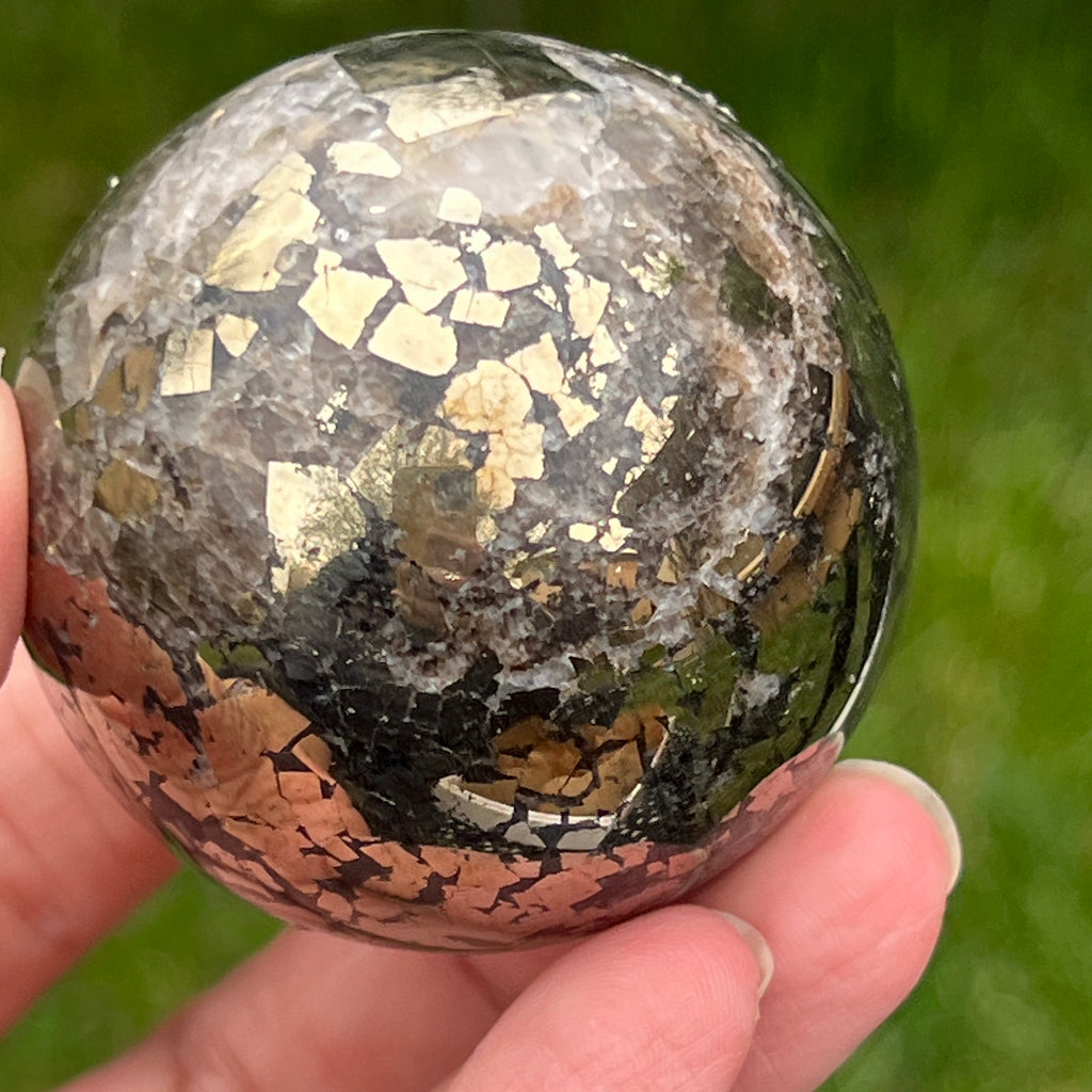 Sfera pirita model 7, pietre semipretioase - druzy.ro 8 
