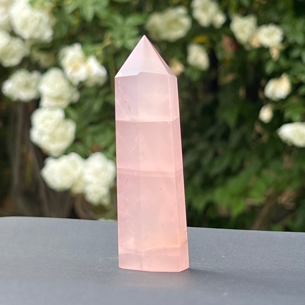 Obelisc cuart roz Namibia model 5, pietre semipretioase - druzy.ro 2