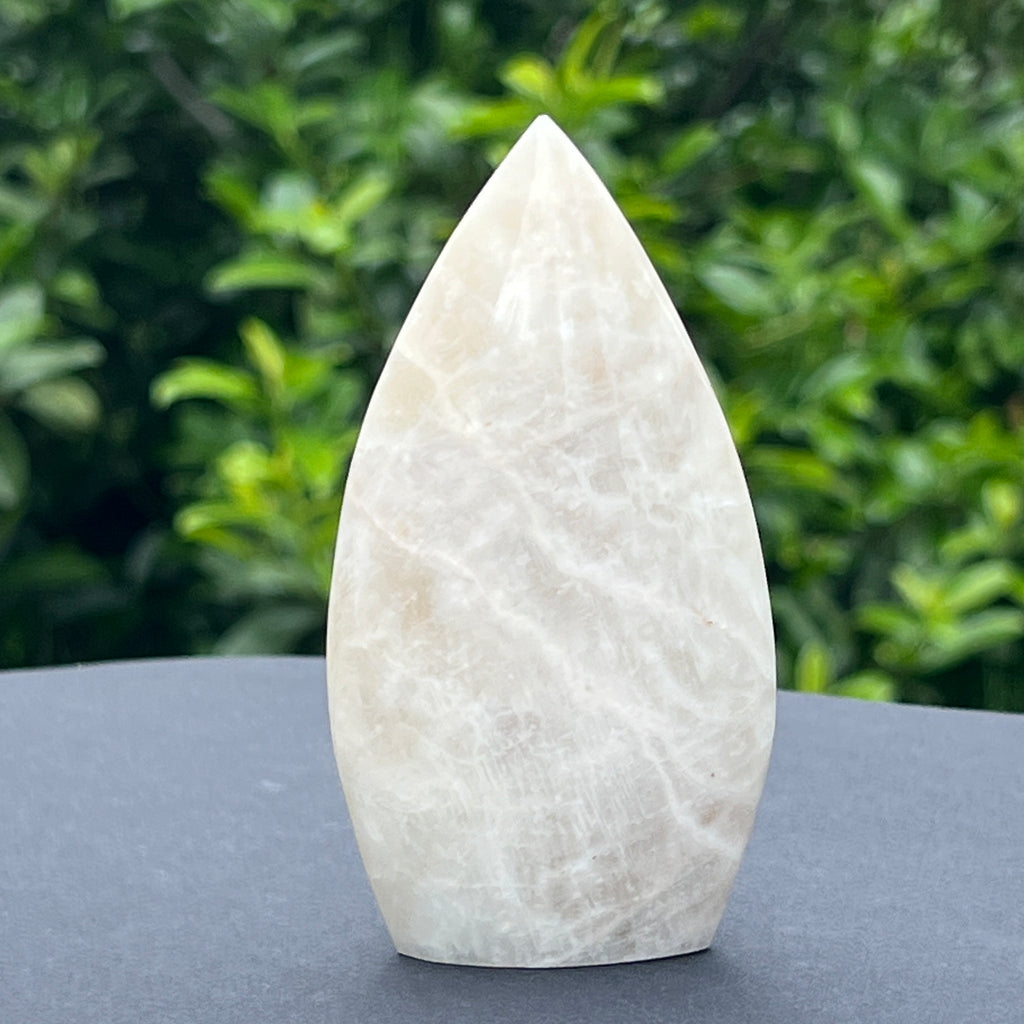 Sculptura forma libera piatra lunii alba m2, pietre semipretioase - druzy.ro 4 