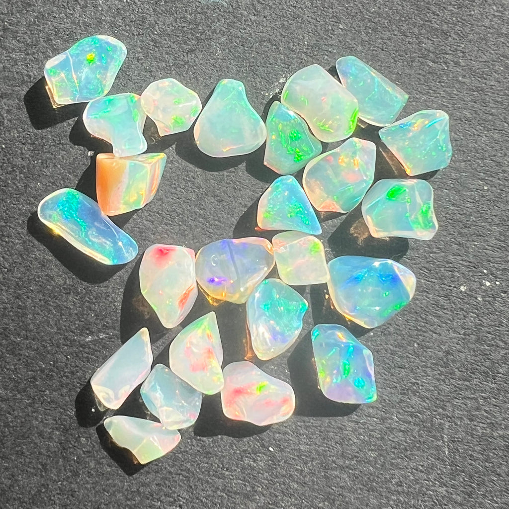 Opal de foc, opal Etiopia 0.5 cm AAA, druzy.ro, cristale 2