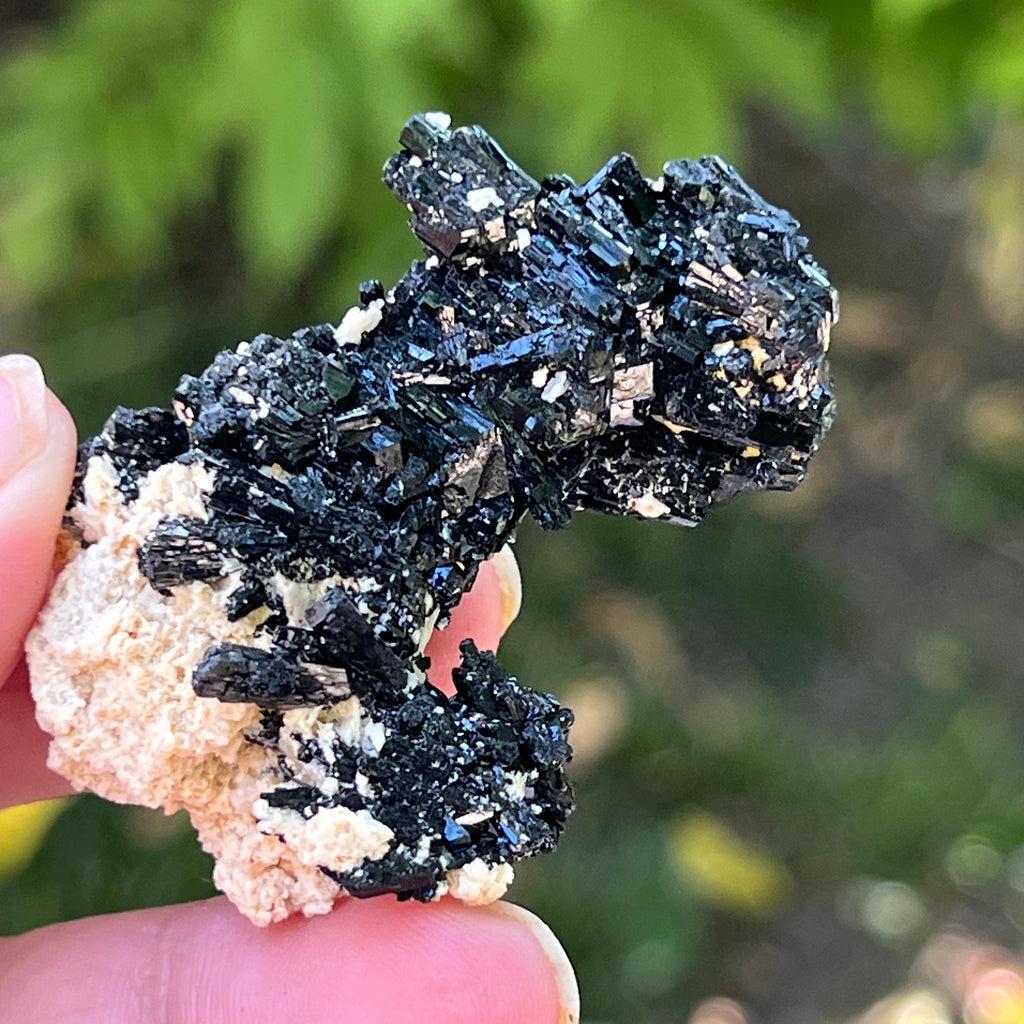 Cluster turmalina neagra model 17 din Erongo, Namibia, pietre semipretioase - druzy.ro 4 