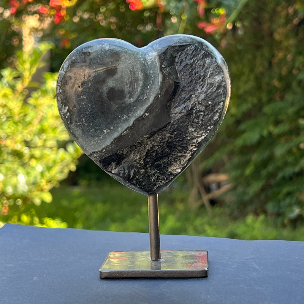 Inima ametist stand model 7, calitate +AAA, geoda ametist Urguay, pietre semipretioase - druzy.ro 5 