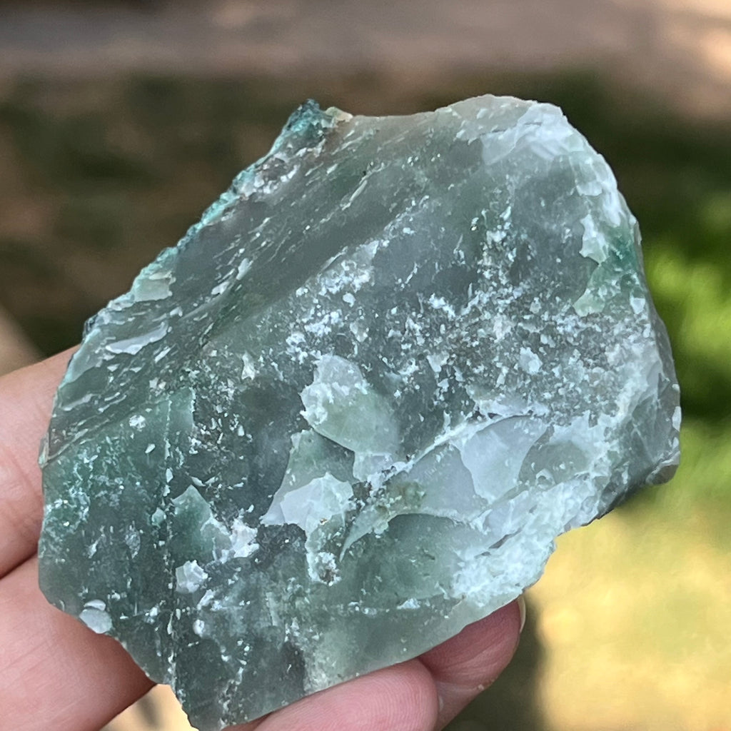 Jad verde piatra bruta m4, druzy.ro, cristale 2