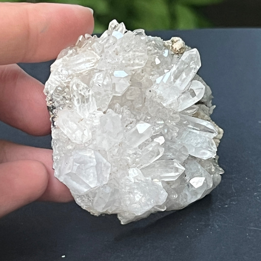 Cluster apofilit model 1, pietre semipretioase - druzy.ro 2 