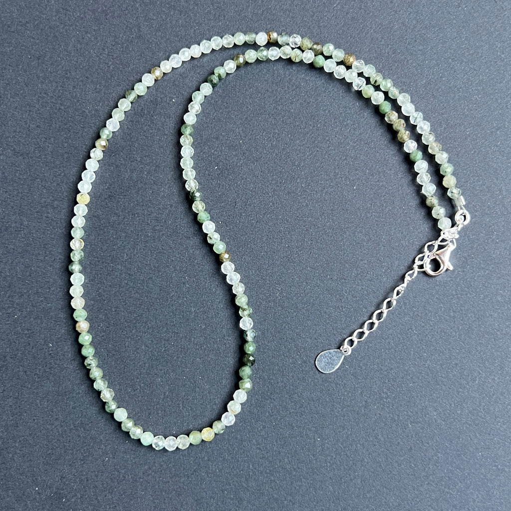 Colier cuart verde rutilat fațetat Moss Light #85, pietre semipretioase - druzy.ro 2 