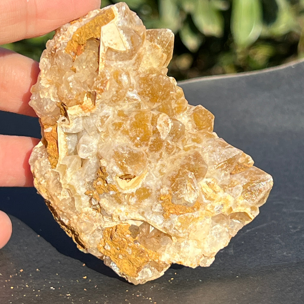 Cluster cuart lamaie Zambia, golden healer model 36, pietre semipretioase - druzy.ro 2 