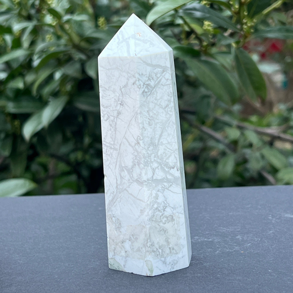 Obelisc howlit alb model L1, pietre semipretioase - druzy.ro 4 