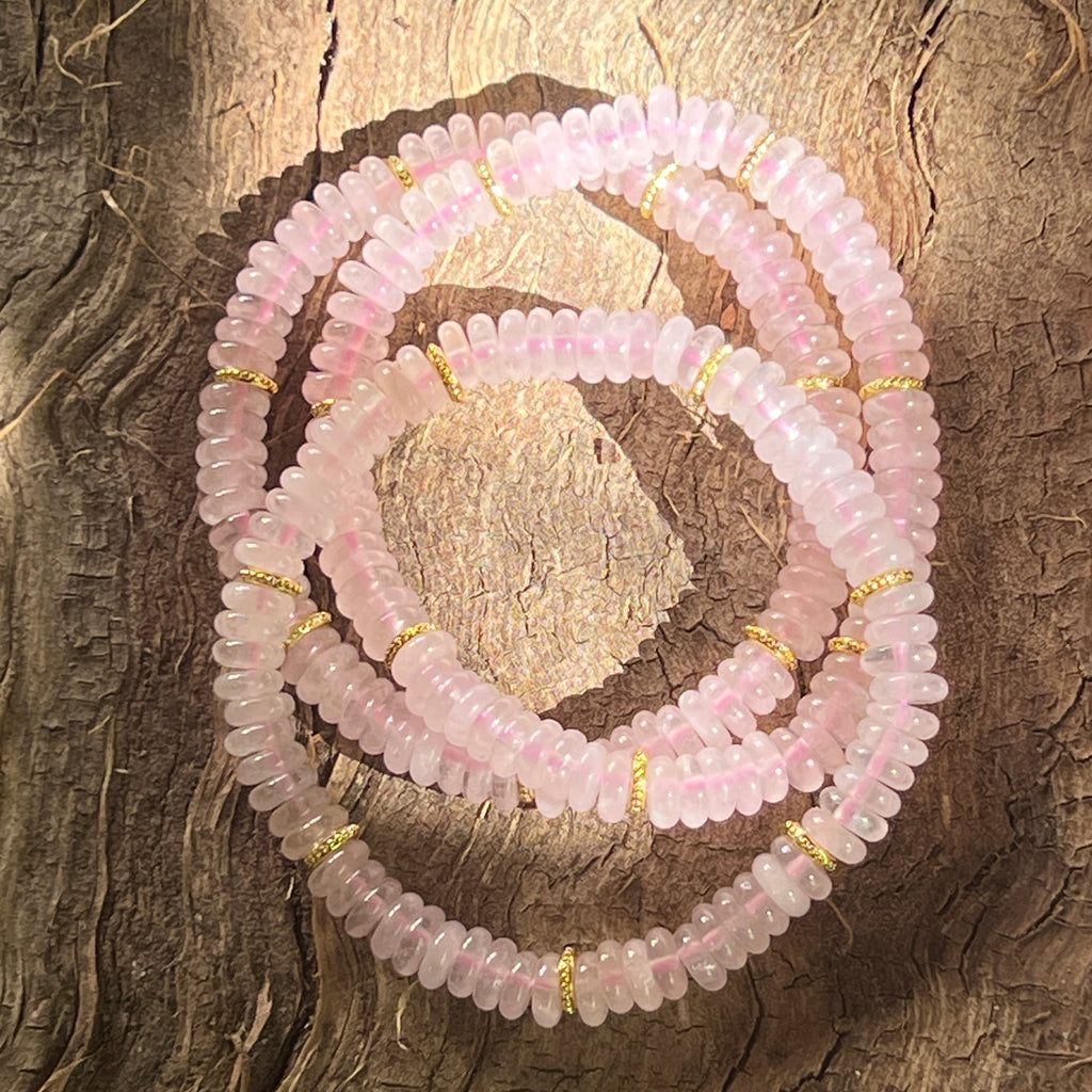 Bratara discuri cuart roz si insertii aurii – 6x2 mm, pietre semipretioase - druzy.ro 1 
