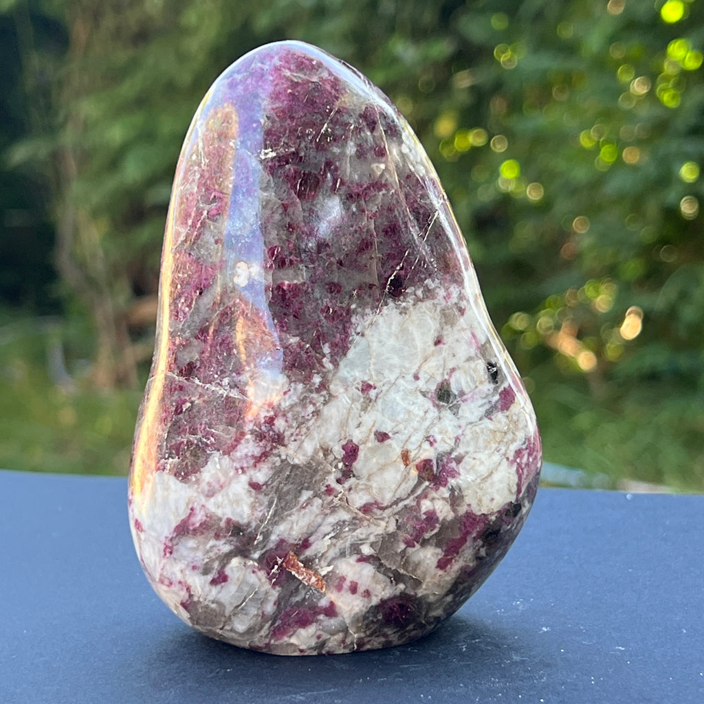Sculptura Rubelit/ turmalina model 2, pietre semipretioase - druzy.ro 2 