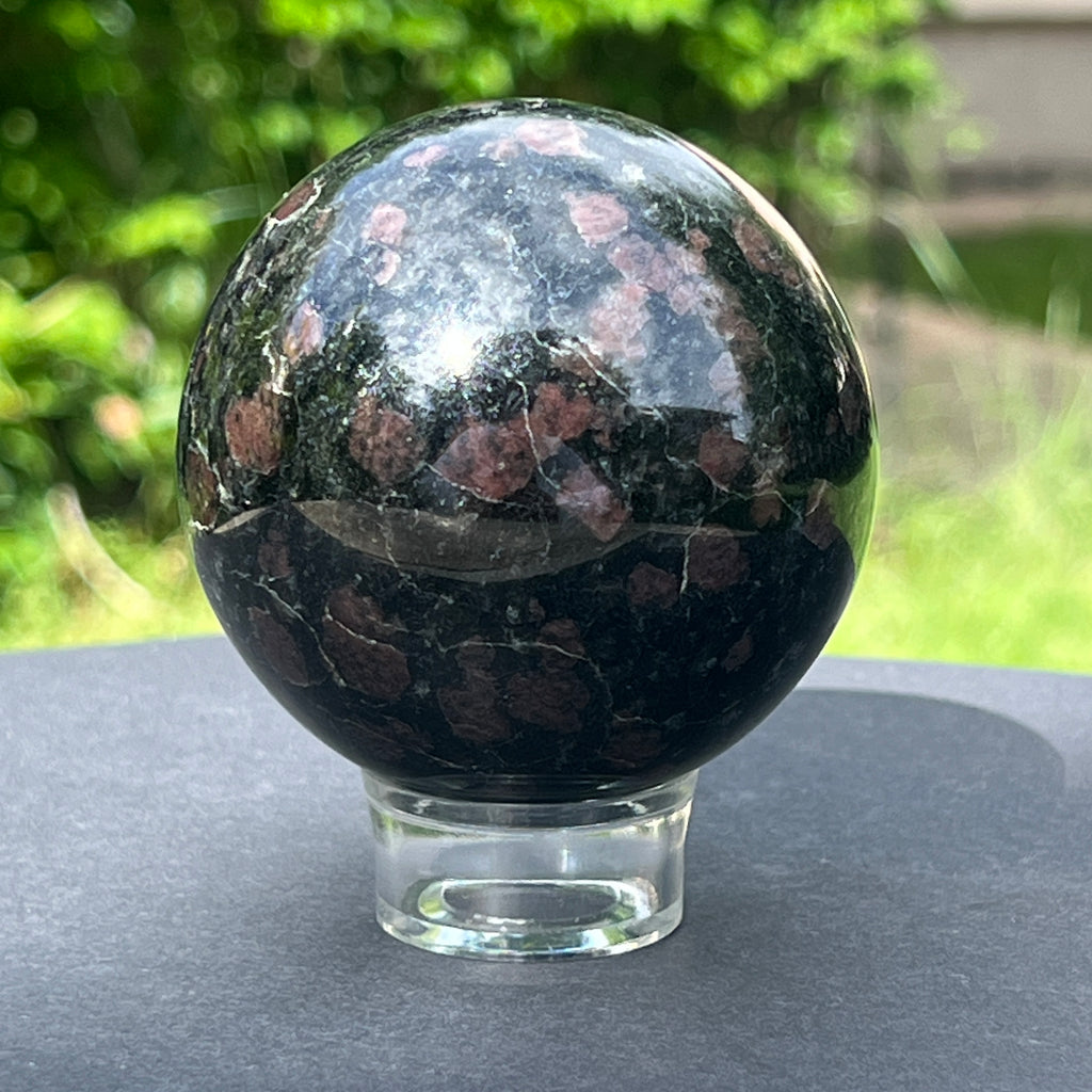 Sfera turmalina neagra cu granat model 1, pietre semipretioase - druzy.ro 2 