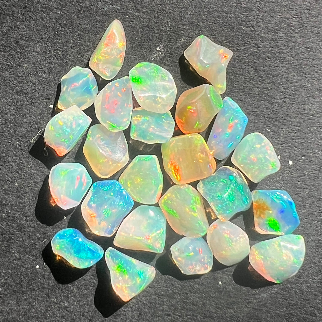Opal de foc, opal Etiopia 0.75 cm AAA, druzy.ro, cristale 2