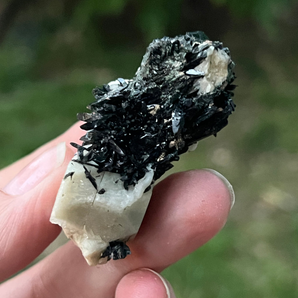 Cluster egirin mini cuart fumuriu/negru Zomba m9, pietre semipretioase - druzy.ro 2 
