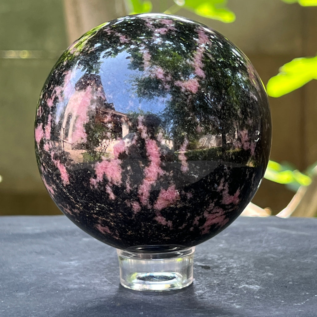 Sfera rodonit Madagascar model 1, pietre semipretioase - druzy.ro 5 