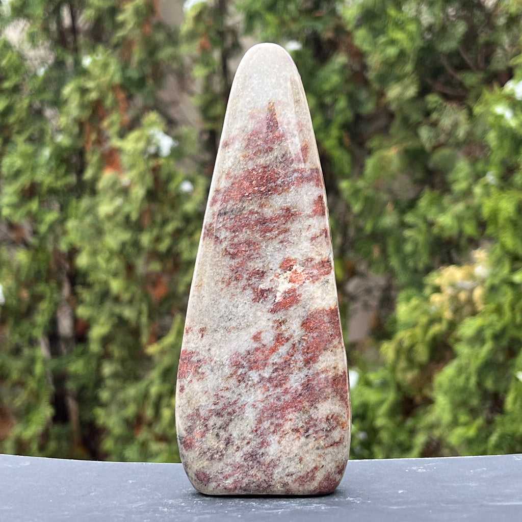 Piatra soarelui in jasp forma libera model 1 din Madagascar, druzy.ro, cristale 1