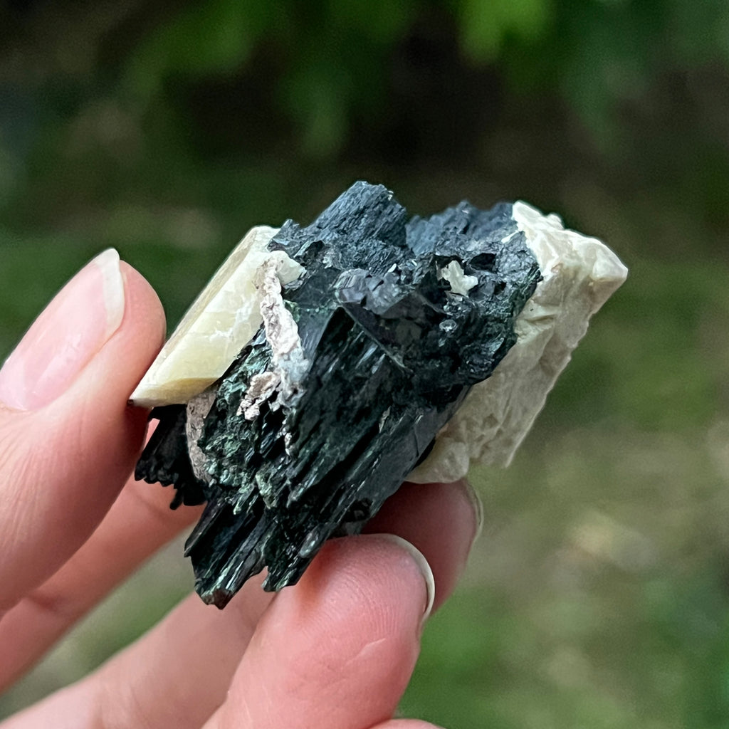 Cluster egirin mini cuart fumuriu/negru Zomba m8, pietre semipretioase - druzy.ro 6 