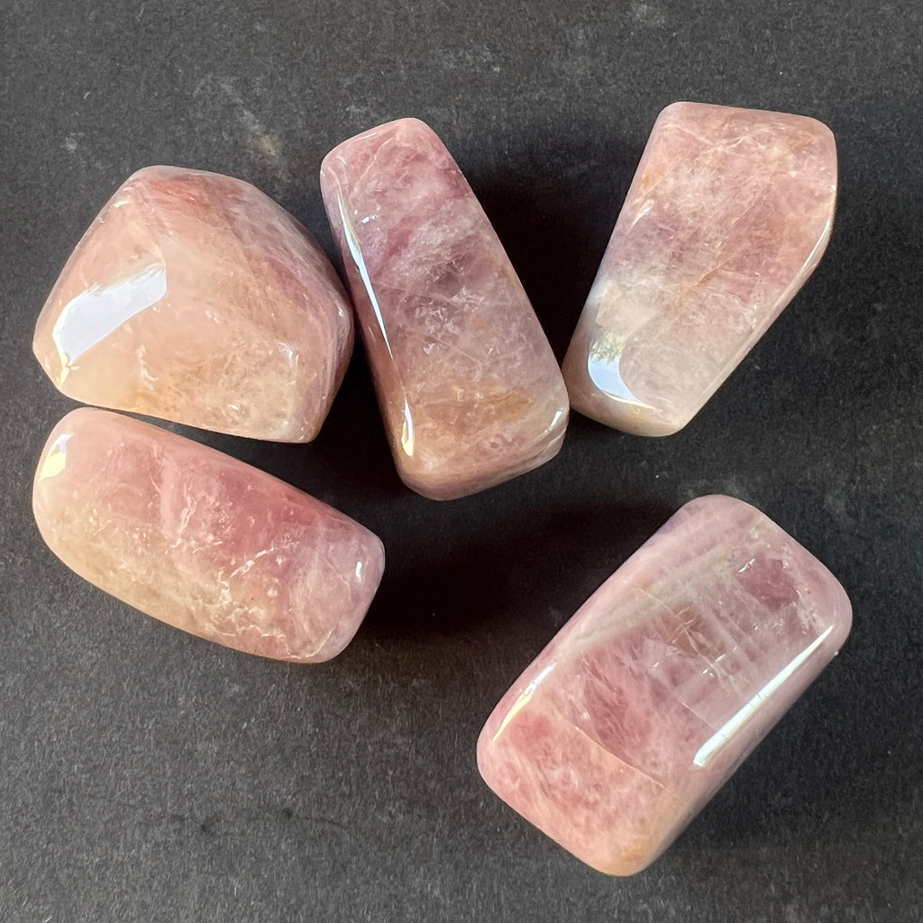 Cuart lavanda din Madagascar forma libera 4-5 cm, pietre semipretioase - druzy.ro 3 