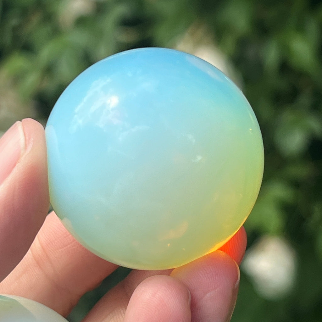 Sfera opalit 4 cm, pietre semipretioase - druzy.ro 3 