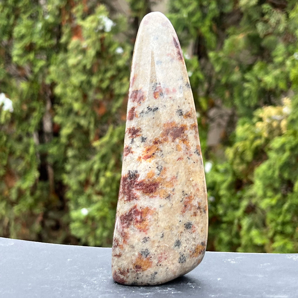 Piatra soarelui in jasp forma libera model 1 din Madagascar, druzy.ro, cristale 2
