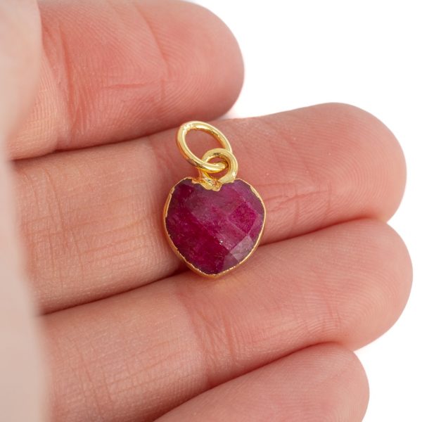 Pandantiv mini rubin inima 1 cm, piatra lunii iulie, birthstone, druzy.ro, cristale 2